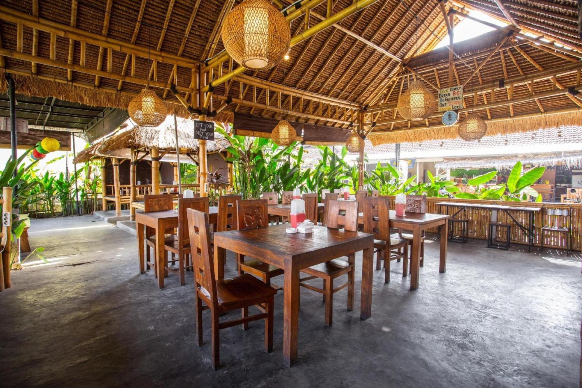 Oyo 1207 Pondok 789 Near Canggu Echo Beach Εξωτερικό φωτογραφία