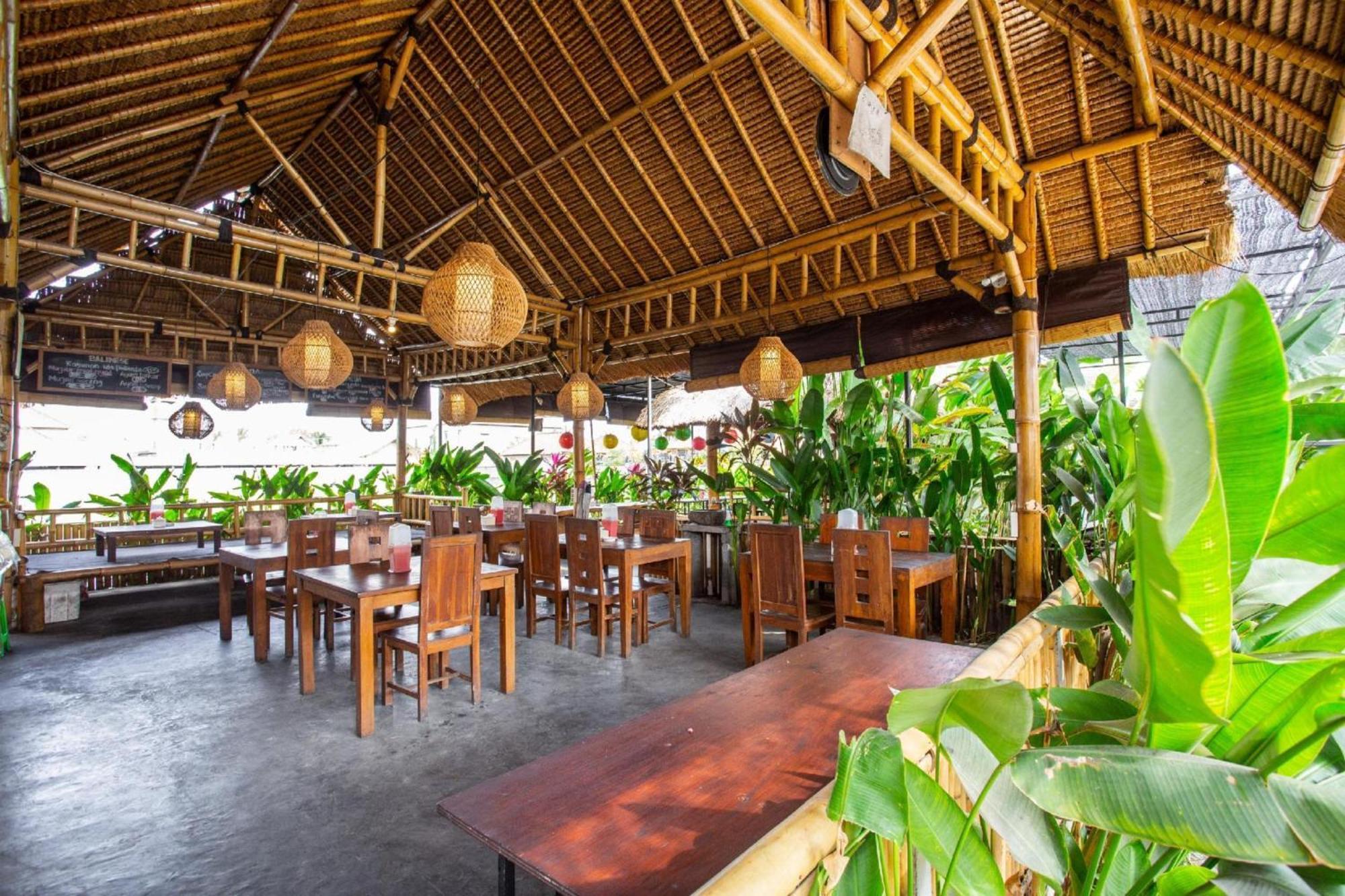 Oyo 1207 Pondok 789 Near Canggu Echo Beach Εξωτερικό φωτογραφία